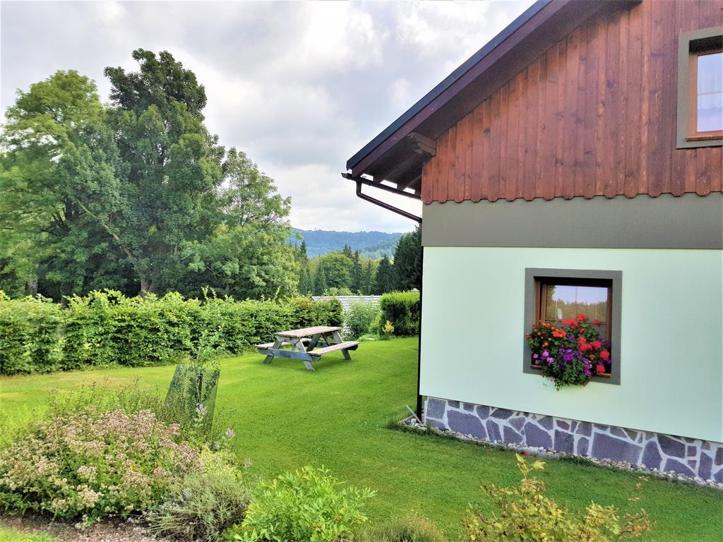 Apartmany Sara Tanvald Zewnętrze zdjęcie